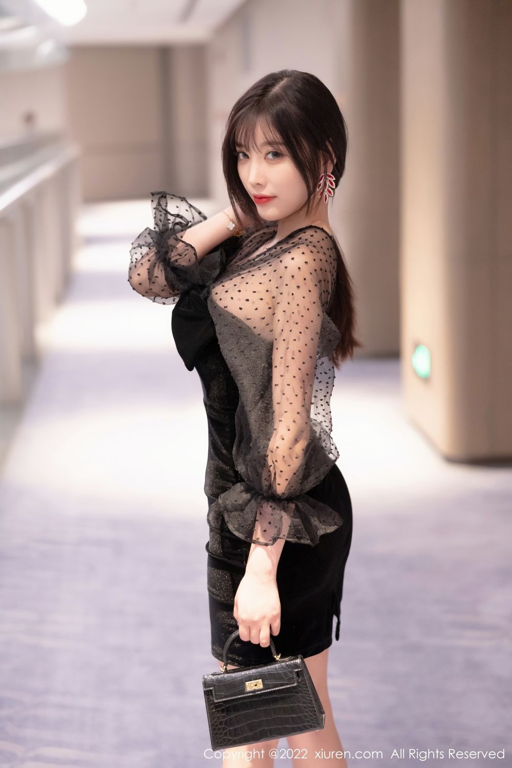 《秀人网 杨晨晨 内衣写真 No.5264》第14张，模特杨晨晨，秀人网，内衣主题，全套84张
