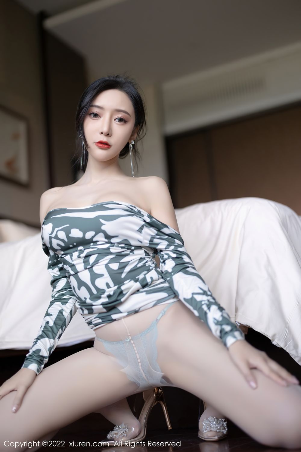 《秀人网 王馨瑶(Yanni) 内衣写真 No.5194》第41张，模特王馨瑶(Yanni)，秀人网，内衣主题，全套87张