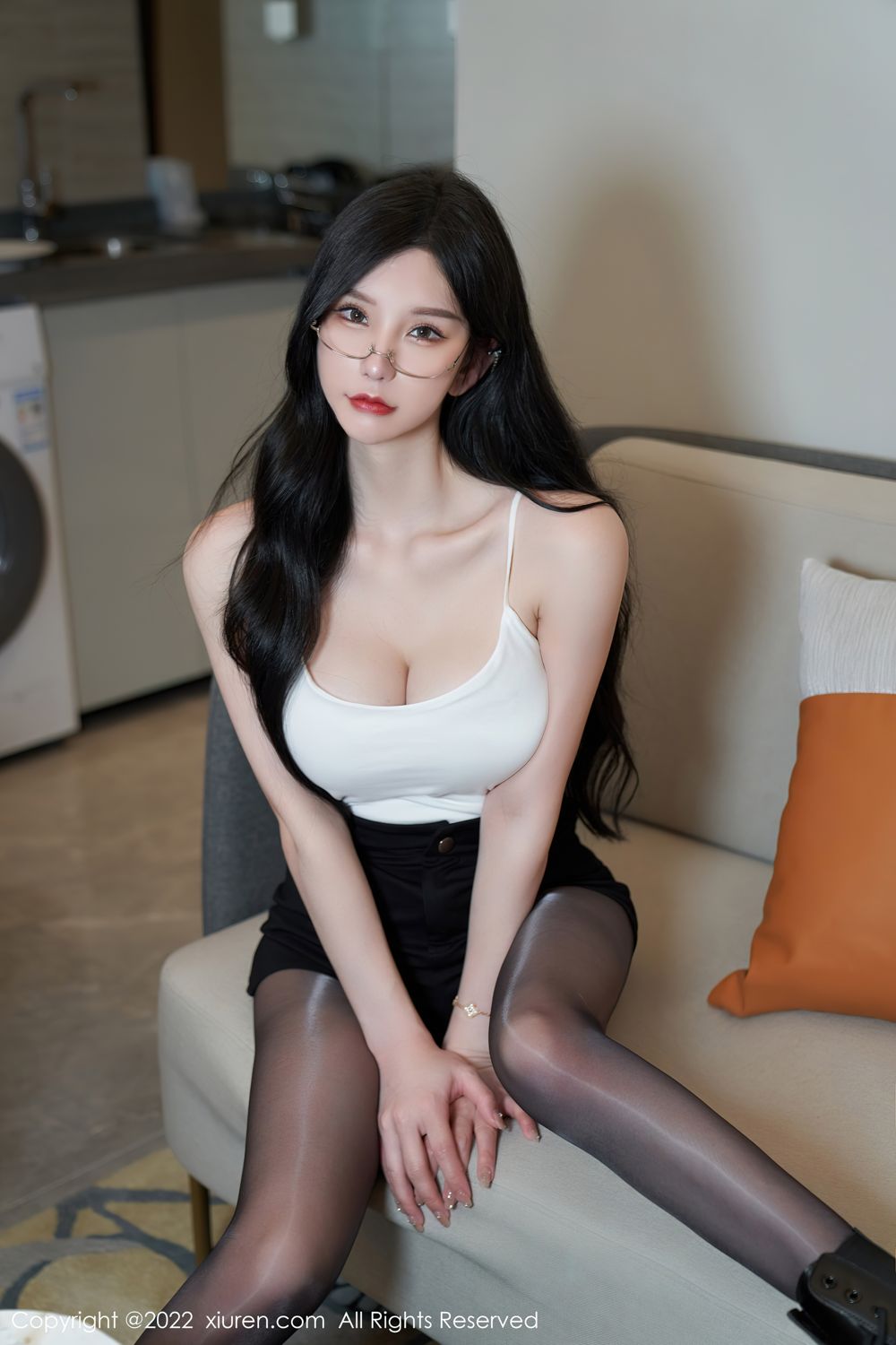 《秀人网 周于希dummy(Dummy Zhou) 黑丝写真 No.5253》第25张,模特周于希dummy(Dummy Zhou),秀人网,黑丝主题,全套69张