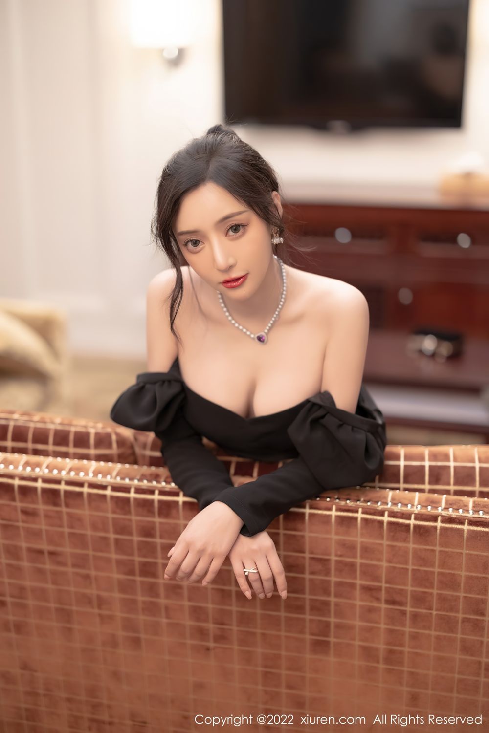 《秀人网 王馨瑶(Yanni) 黑丝写真 No.5251》第27张,模特王馨瑶(Yanni),秀人网,黑丝主题,全套86张