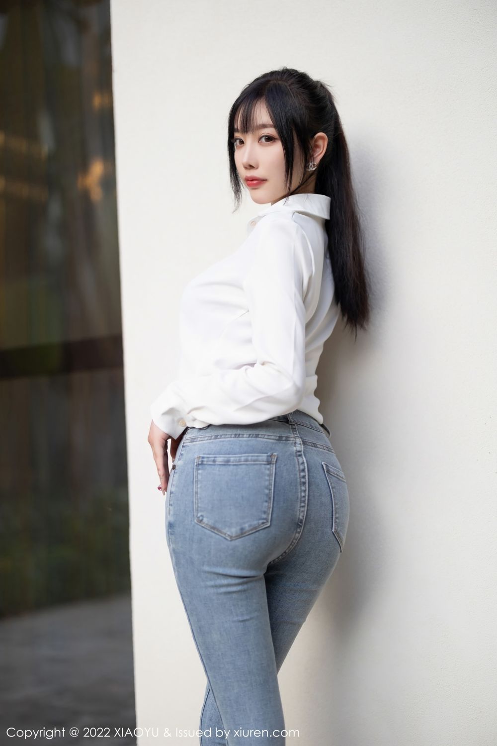 《语画界 杨晨晨 制服写真 VOL.846》第10张,模特杨晨晨,语画界,制服主题,全套85张