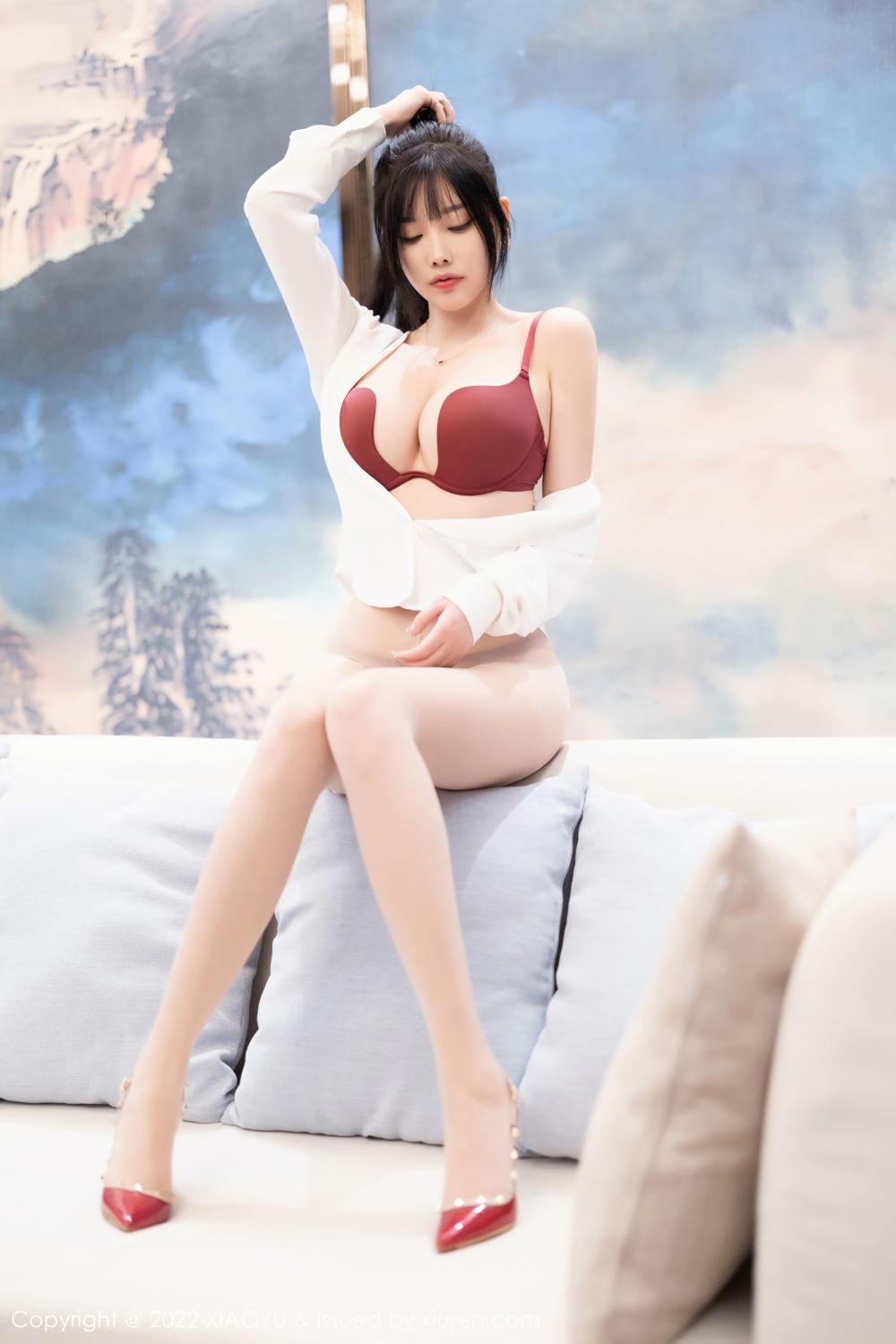 《语画界 杨晨晨 制服写真 VOL.846》第62张,模特杨晨晨,语画界,制服主题,全套85张