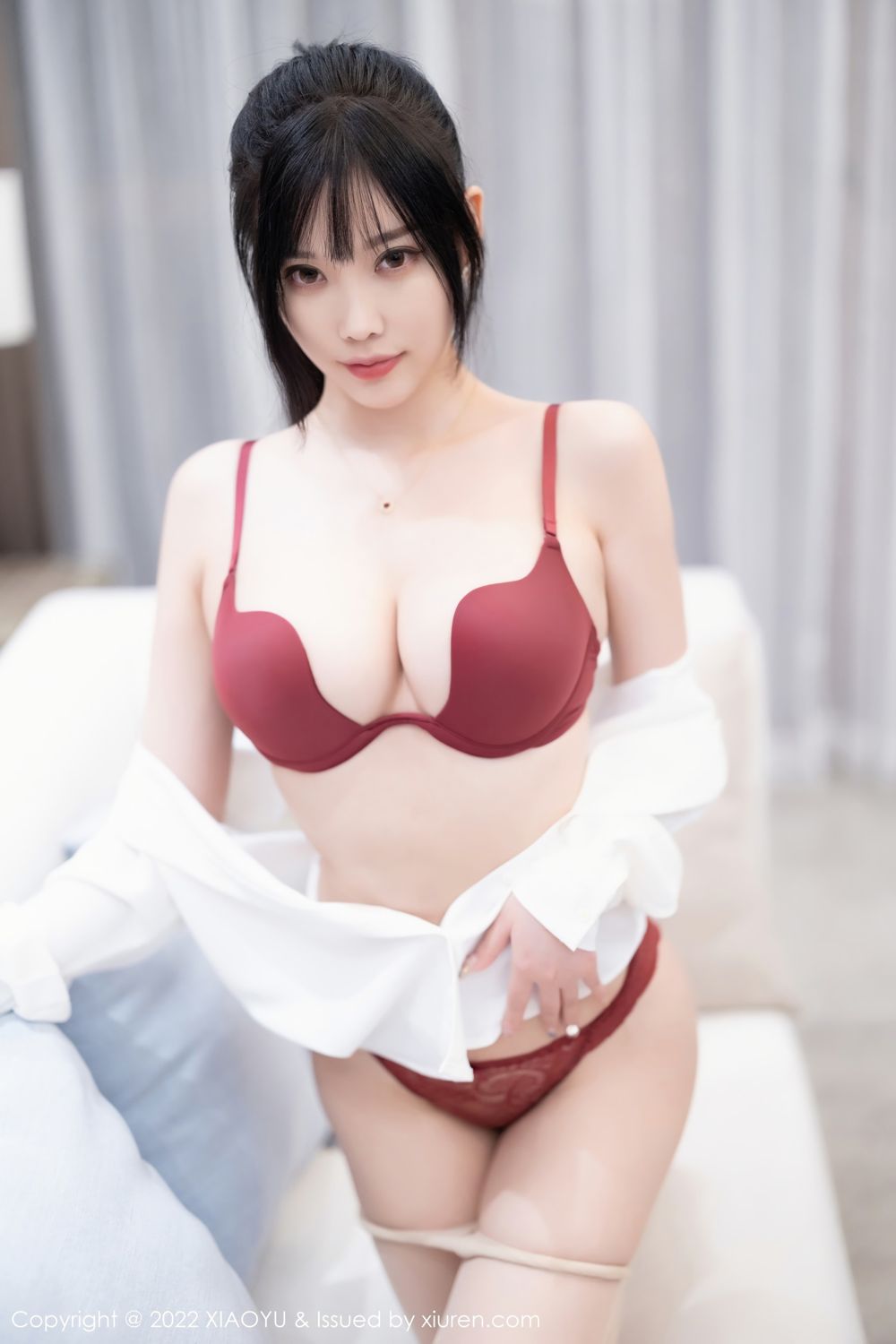 《语画界 杨晨晨 制服写真 VOL.846》第82张,模特杨晨晨,语画界,制服主题,全套85张