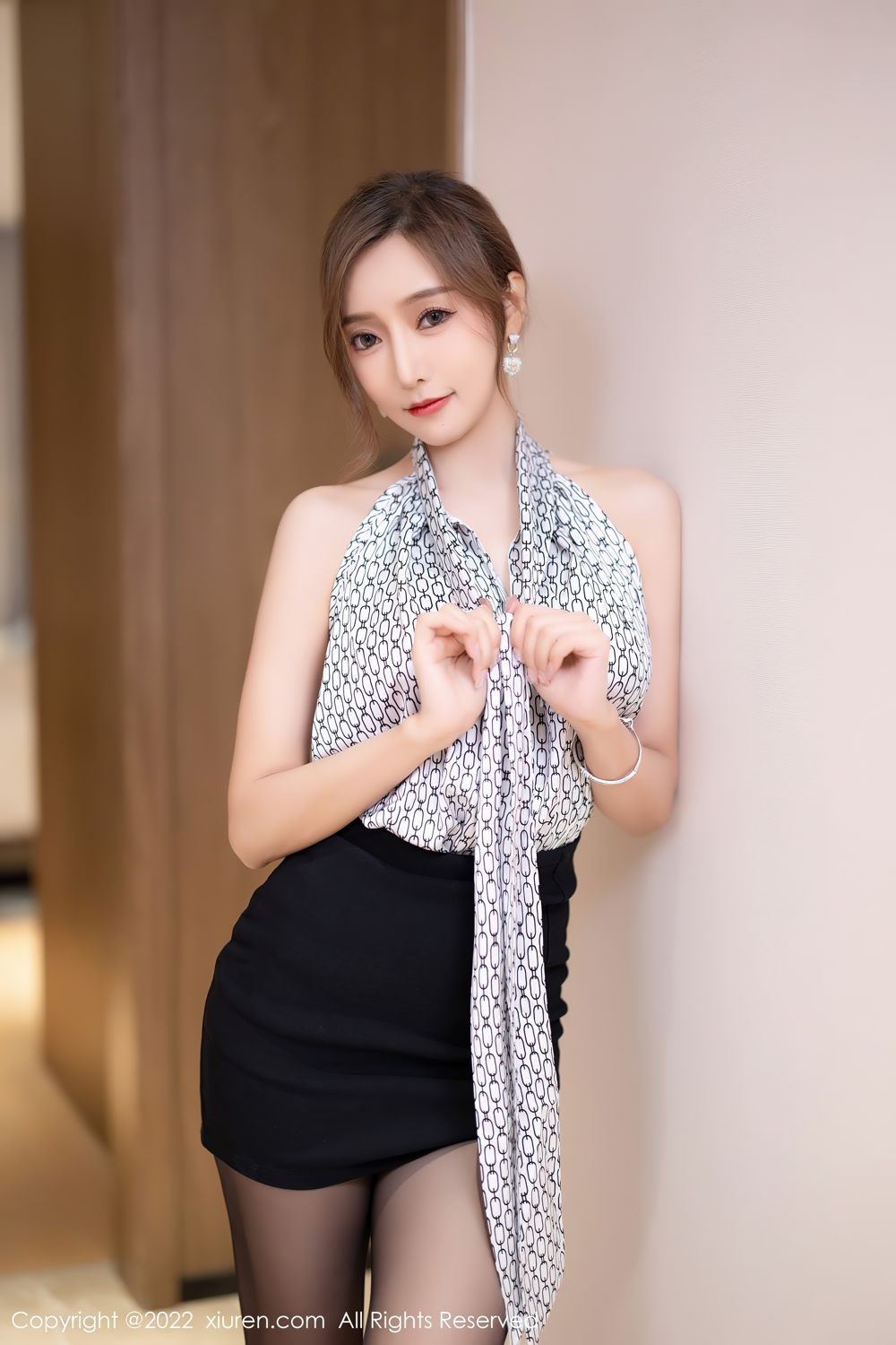 《秀人网 王馨瑶(Yanni) 黑丝写真 No.5325》第13张,模特王馨瑶(Yanni),秀人网,黑丝主题,全套78张