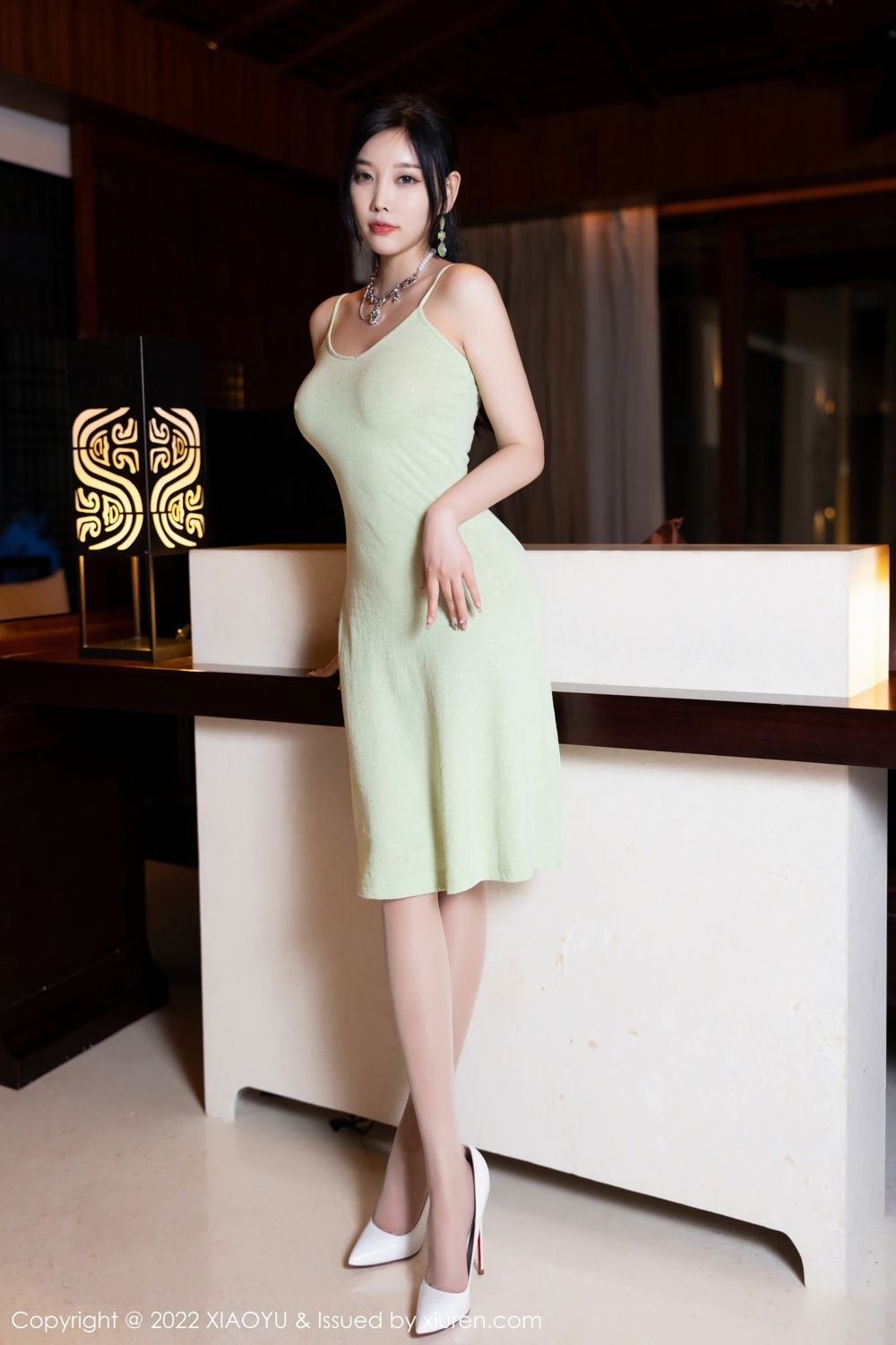 《语画界 杨晨晨 制服写真 VOL.851》第30张,模特杨晨晨,语画界,制服主题,全套80张