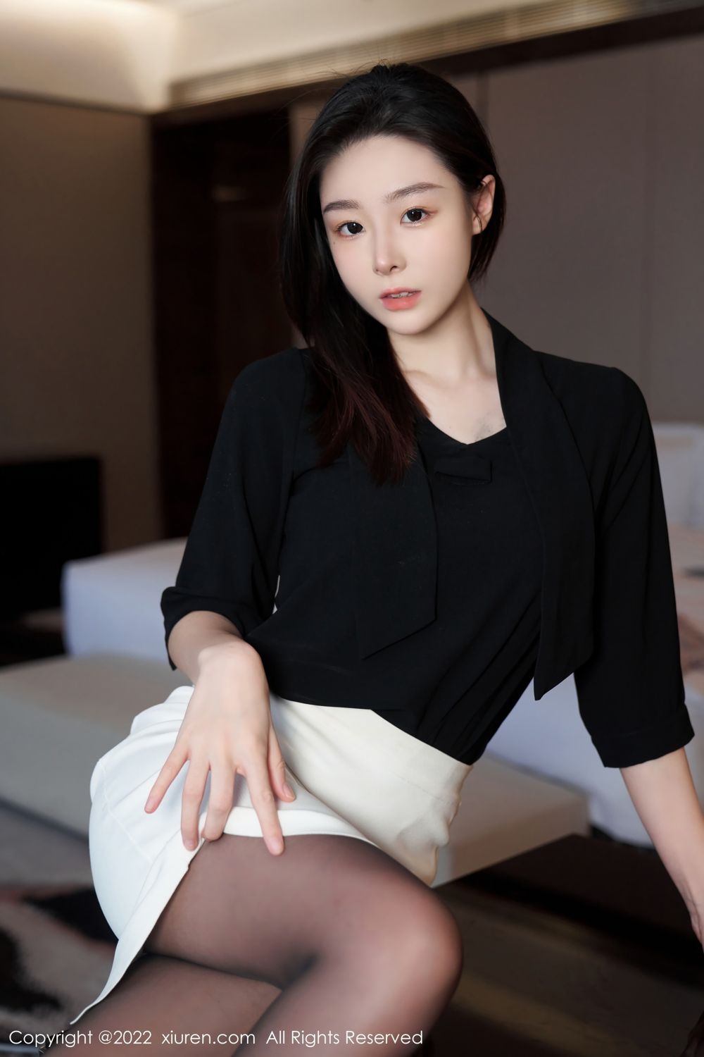 《秀人网 逗逗DouDou 黑丝写真 No.5312》第3张,模特逗逗DouDou,秀人网,黑丝主题,全套90张