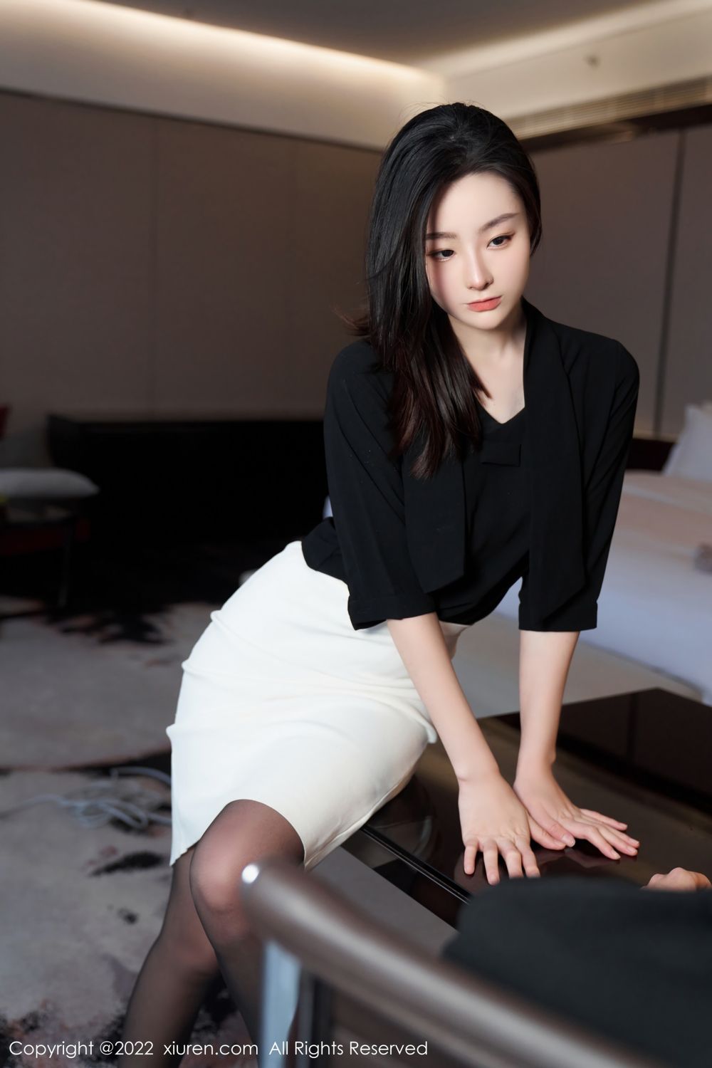 《秀人网 逗逗DouDou 黑丝写真 No.5312》第23张，模特逗逗DouDou，秀人网，黑丝主题，全套90张