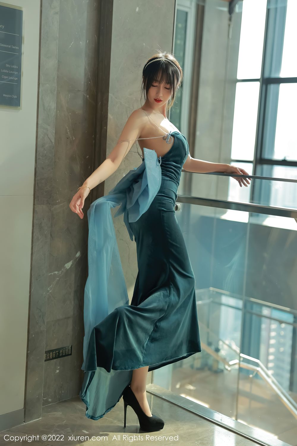 《秀人网 玥儿玥(Yue Er Yue) 性感写真 No.5493》第1张,模特玥儿玥(Yue Er Yue),秀人网,性感主题,全套59张