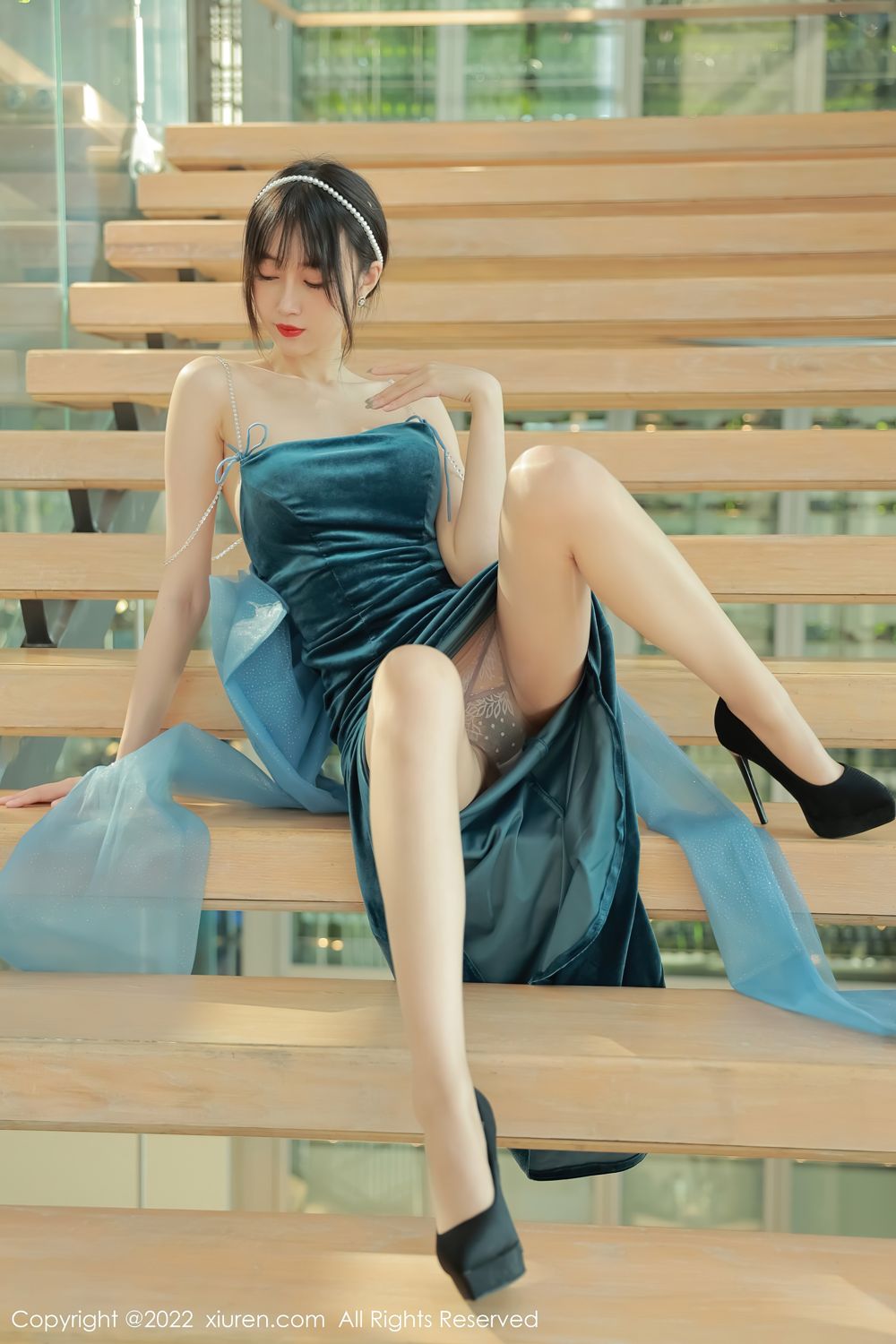 《秀人网 玥儿玥(Yue Er Yue) 性感写真 No.5493》第14张,模特玥儿玥(Yue Er Yue),秀人网,性感主题,全套59张