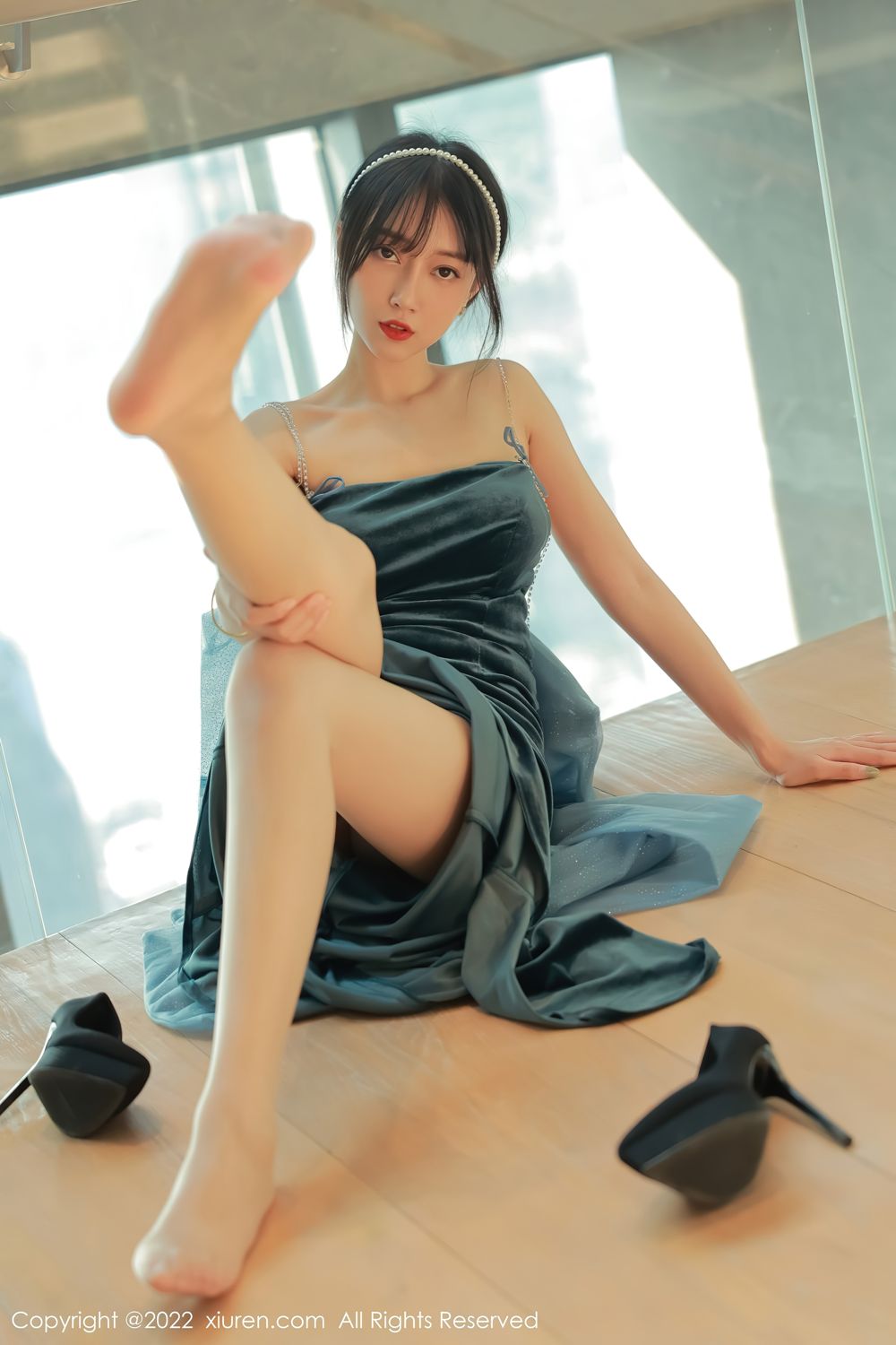 《秀人网 玥儿玥(Yue Er Yue) 性感写真 No.5493》第41张,模特玥儿玥(Yue Er Yue),秀人网,性感主题,全套59张