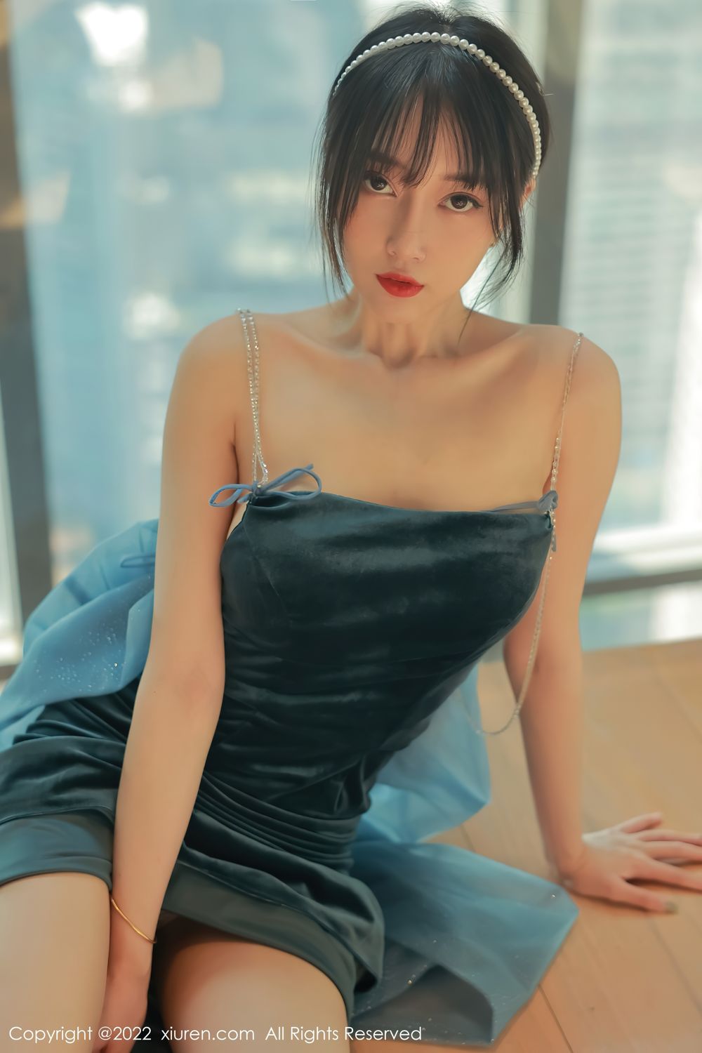 《秀人网 玥儿玥(Yue Er Yue) 性感写真 No.5493》第44张,模特玥儿玥(Yue Er Yue),秀人网,性感主题,全套59张