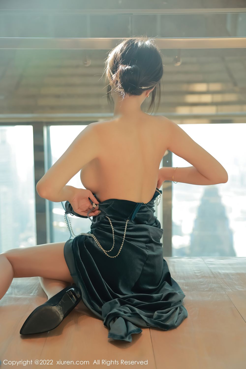《秀人网 玥儿玥(Yue Er Yue) 性感写真 No.5493》第58张,模特玥儿玥(Yue Er Yue),秀人网,性感主题,全套59张