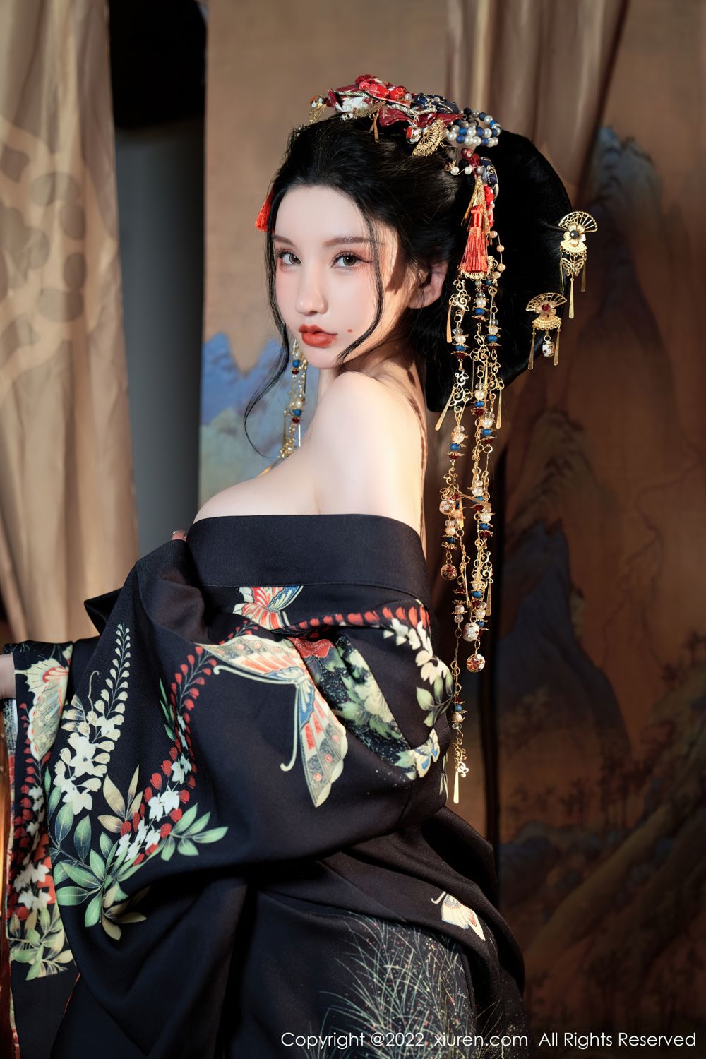 《秀人网 周于希dummy(Dummy Zhou) 和服写真 No.5537》第37张，模特周于希dummy(Dummy Zhou)，秀人网，和服主题，全套67张