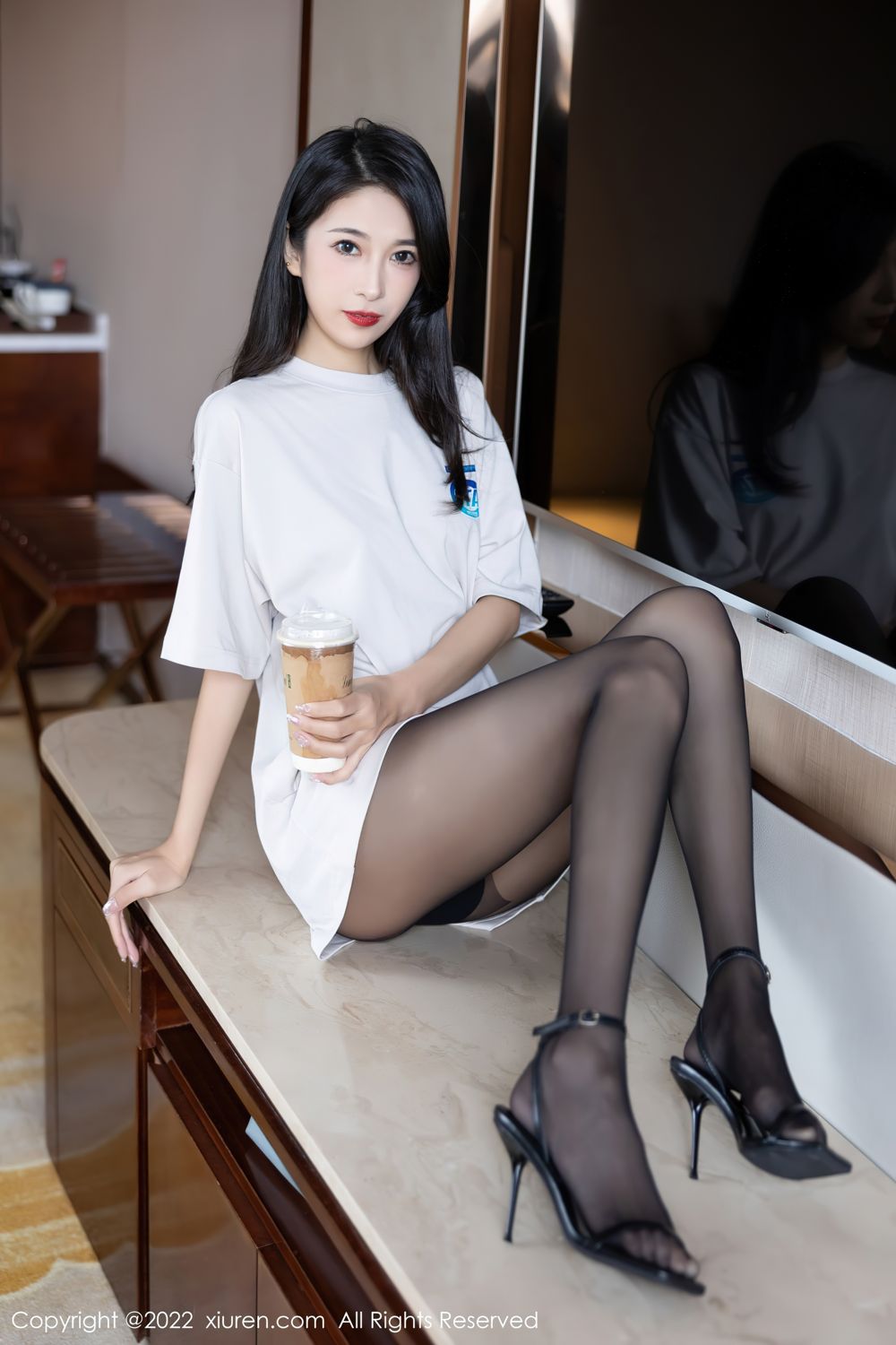 《秀人网 林乐一(Lin Le Yi) 黑丝写真 No.5507》第4张,模特林乐一(Lin Le Yi),秀人网,黑丝主题,全套80张