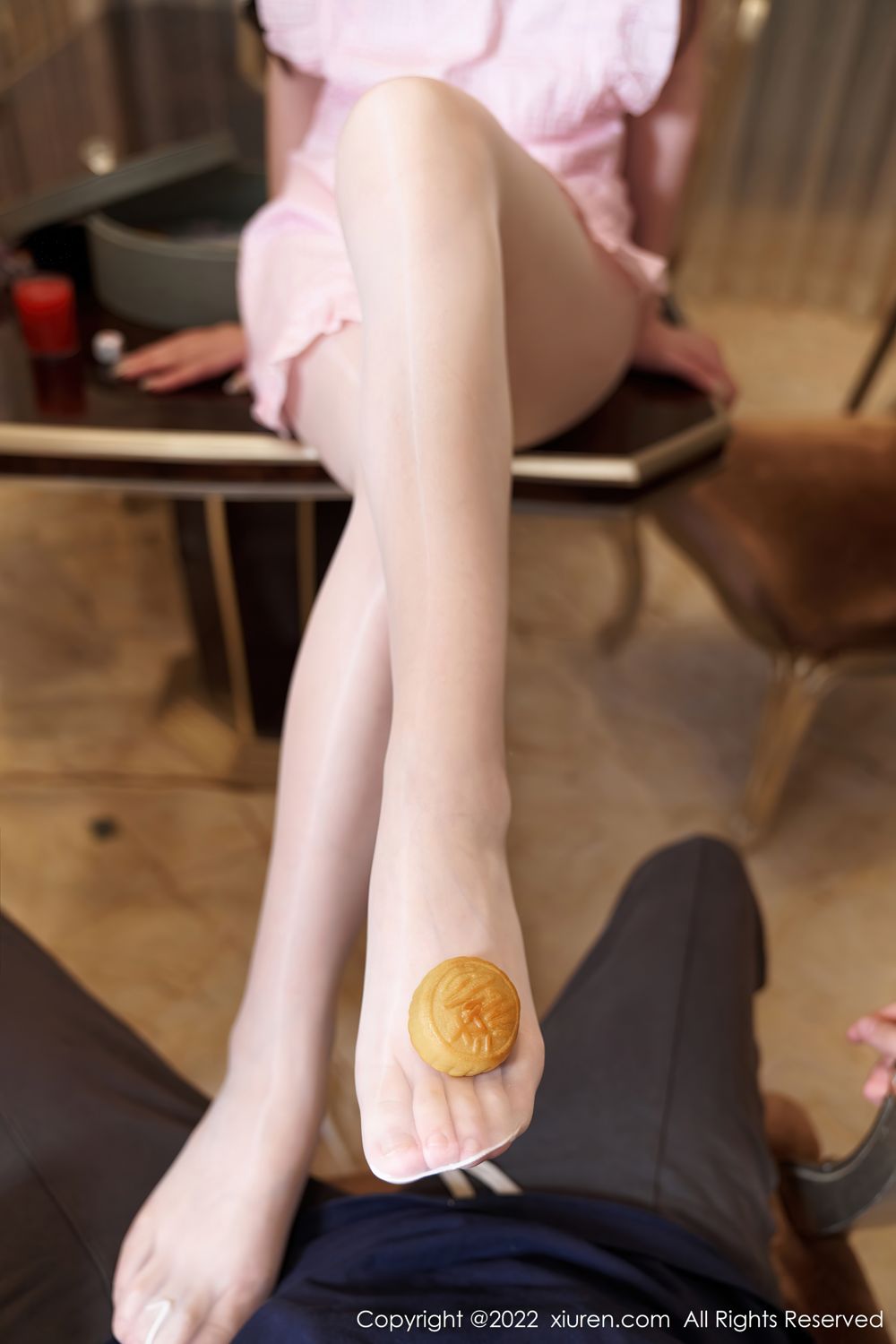 《秀人网 周于希dummy(Dummy Zhou) 高清写真 No.5574》第34张，模特周于希dummy(Dummy Zhou)，秀人网，全套78张