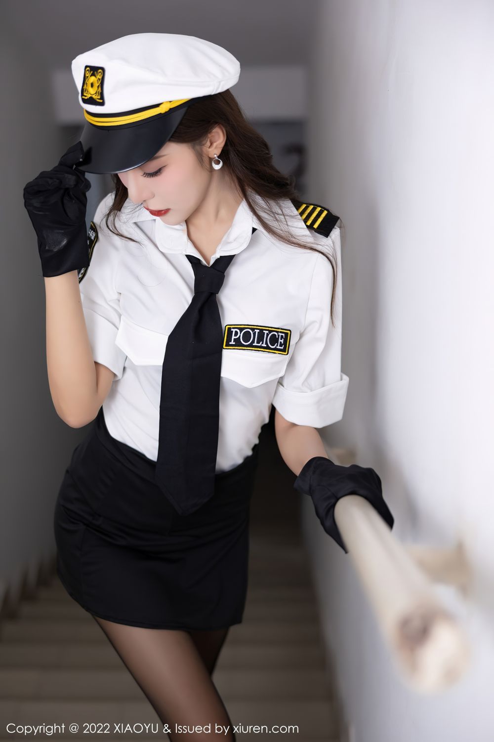 《语画界 王馨瑶(Yanni) 制服写真 VOL.867》第1张，模特王馨瑶(Yanni)，语画界，制服主题，全套90张