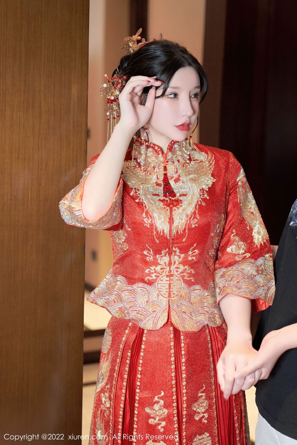 《秀人网 周于希dummy(Dummy Zhou) 高清写真 No.5675》第19张，模特周于希dummy(Dummy Zhou)，秀人网，全套77张