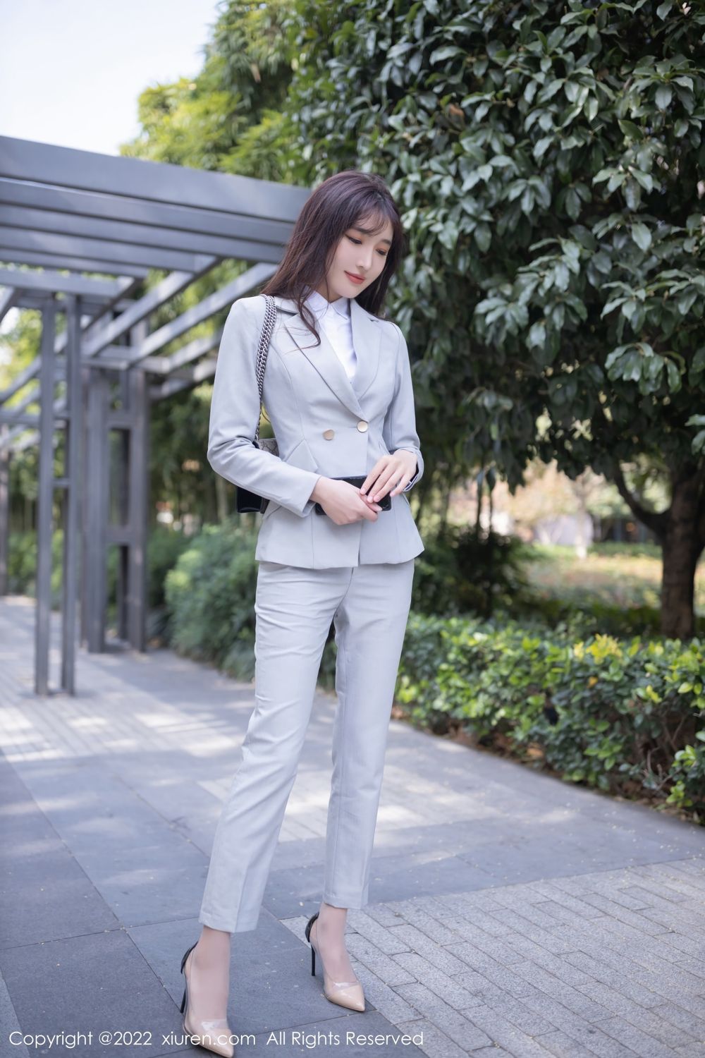 《秀人网 陆萱萱(Lu Xuan Xuan) 高清写真 No.5840》第3张,模特陆萱萱(Lu Xuan Xuan),秀人网,全套75张