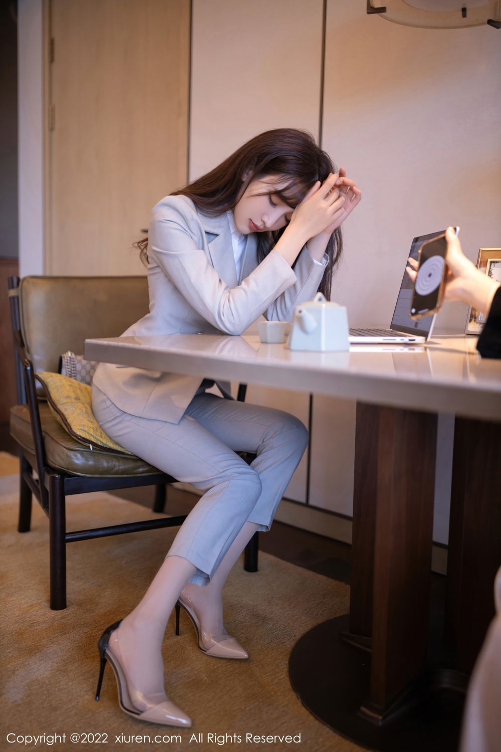 《秀人网 陆萱萱(Lu Xuan Xuan) 高清写真 No.5840》第14张,模特陆萱萱(Lu Xuan Xuan),秀人网,全套75张