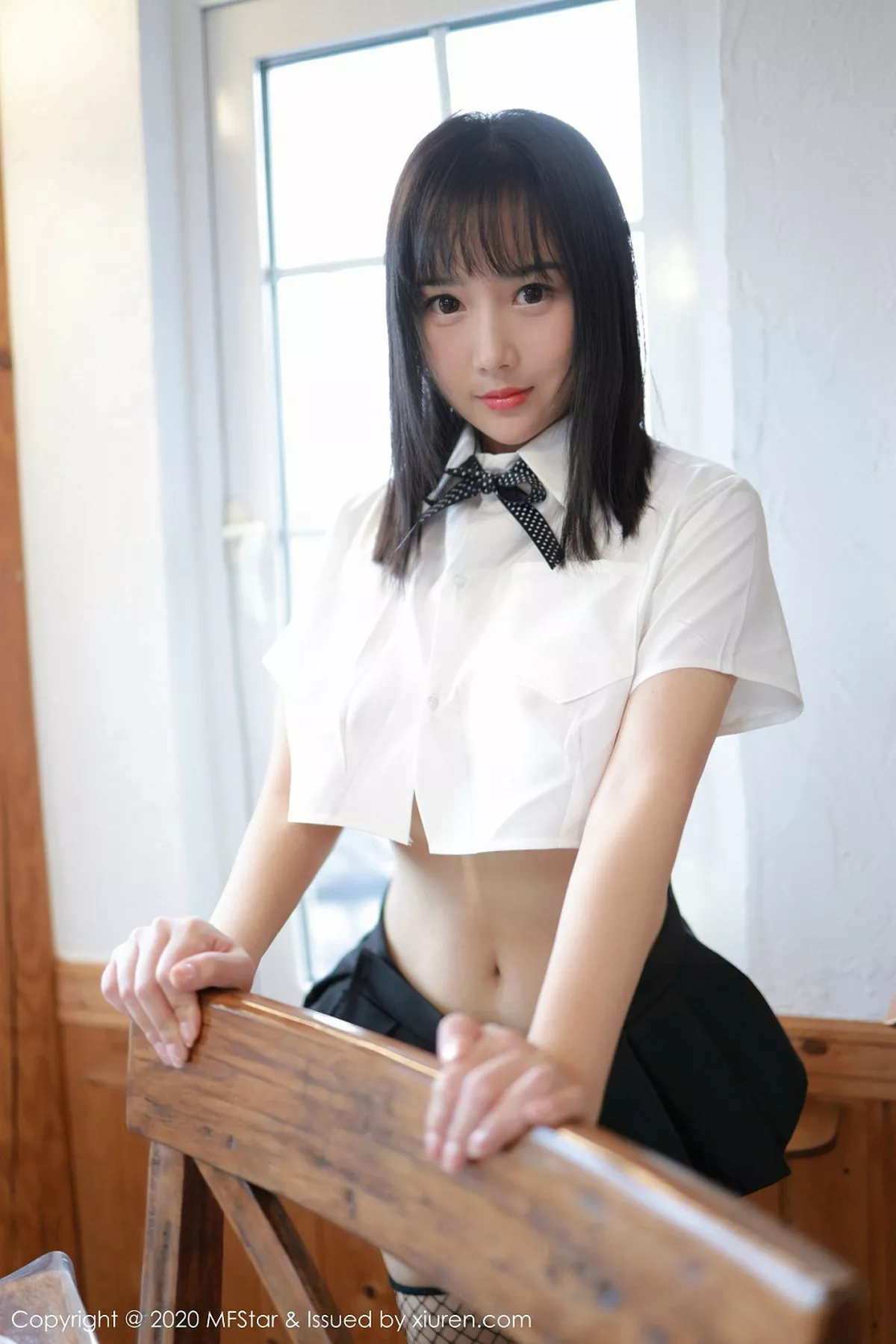 《MFStar模范学院 徐微微 高清写真 第255期》第4张，模特徐微微，mfstar，全套52张