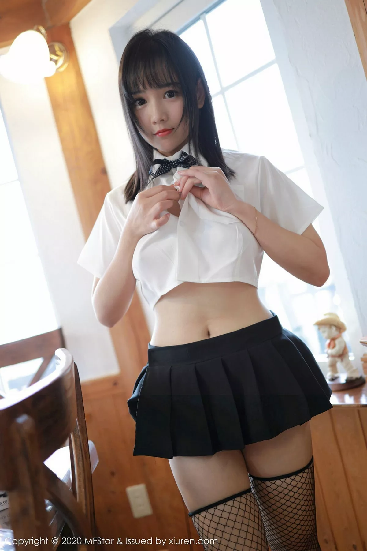 《MFStar模范学院 徐微微 高清写真 第255期》第10张，模特徐微微，mfstar，全套52张