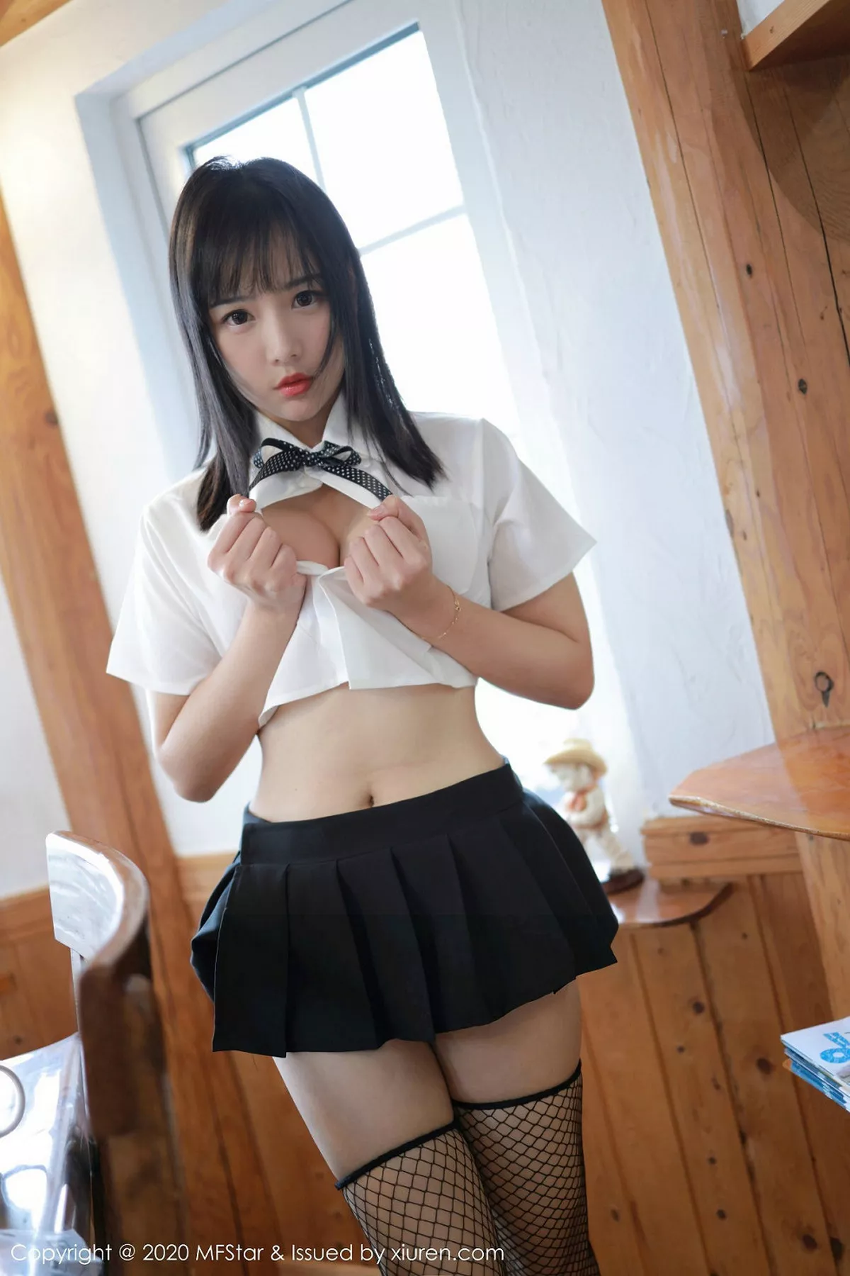 《MFStar模范学院 徐微微 高清写真 第255期》第11张，模特徐微微，mfstar，全套52张