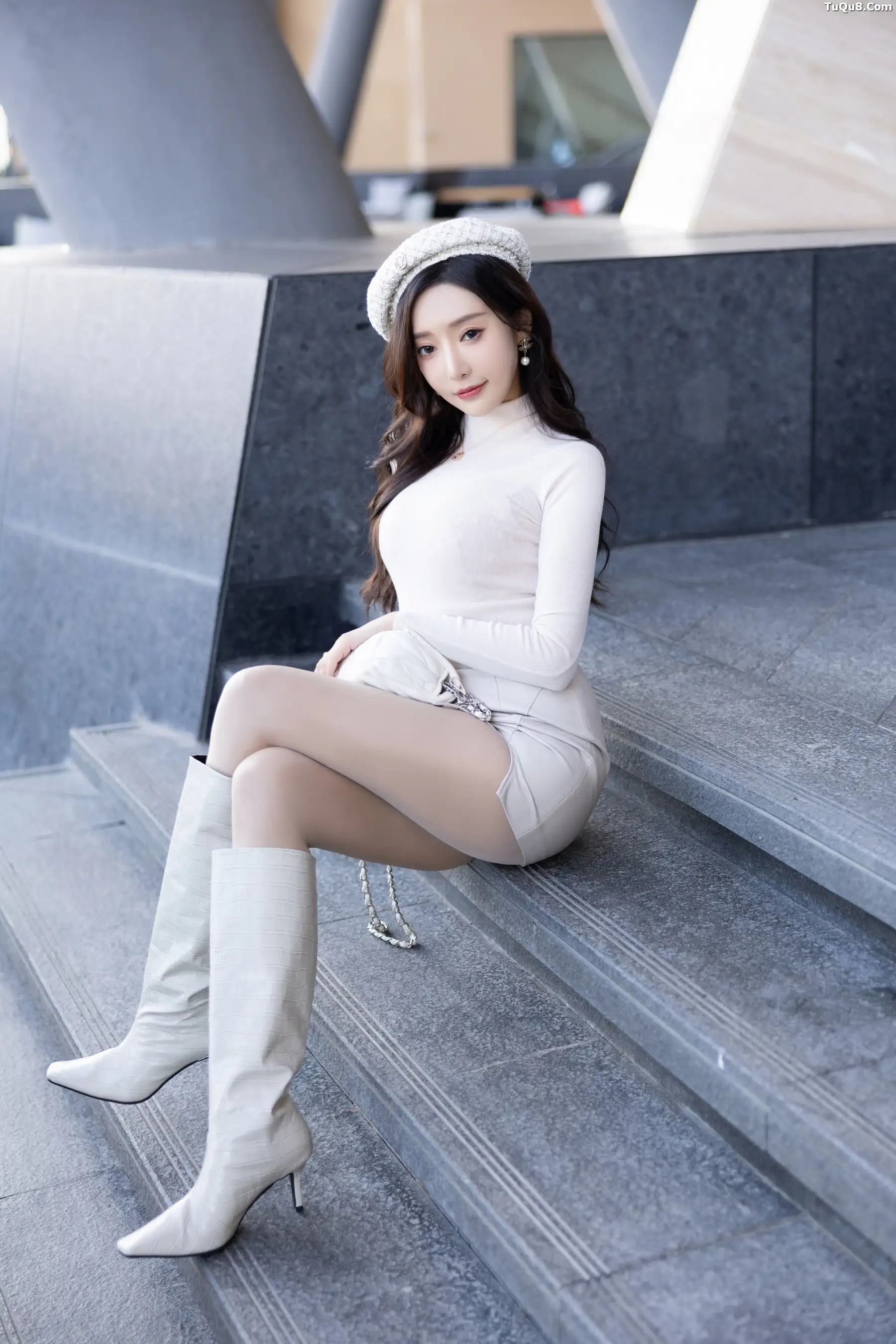 《秀人网 王馨瑶 高清写真》第14张，模特王馨瑶，秀人网，全套111张