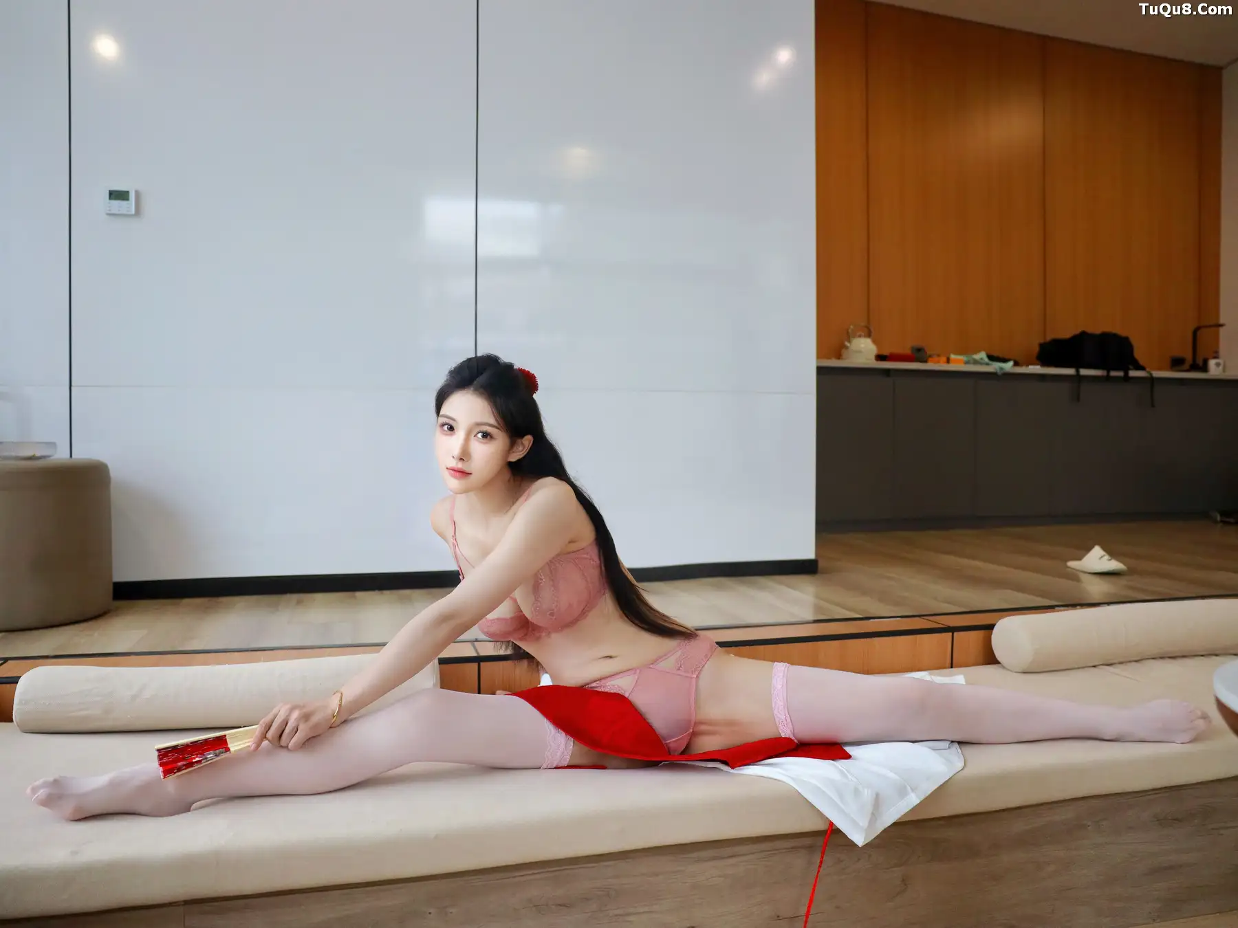 《秀人网 梨霜儿 高清写真》第70张,模特梨霜儿,秀人网,全套88张