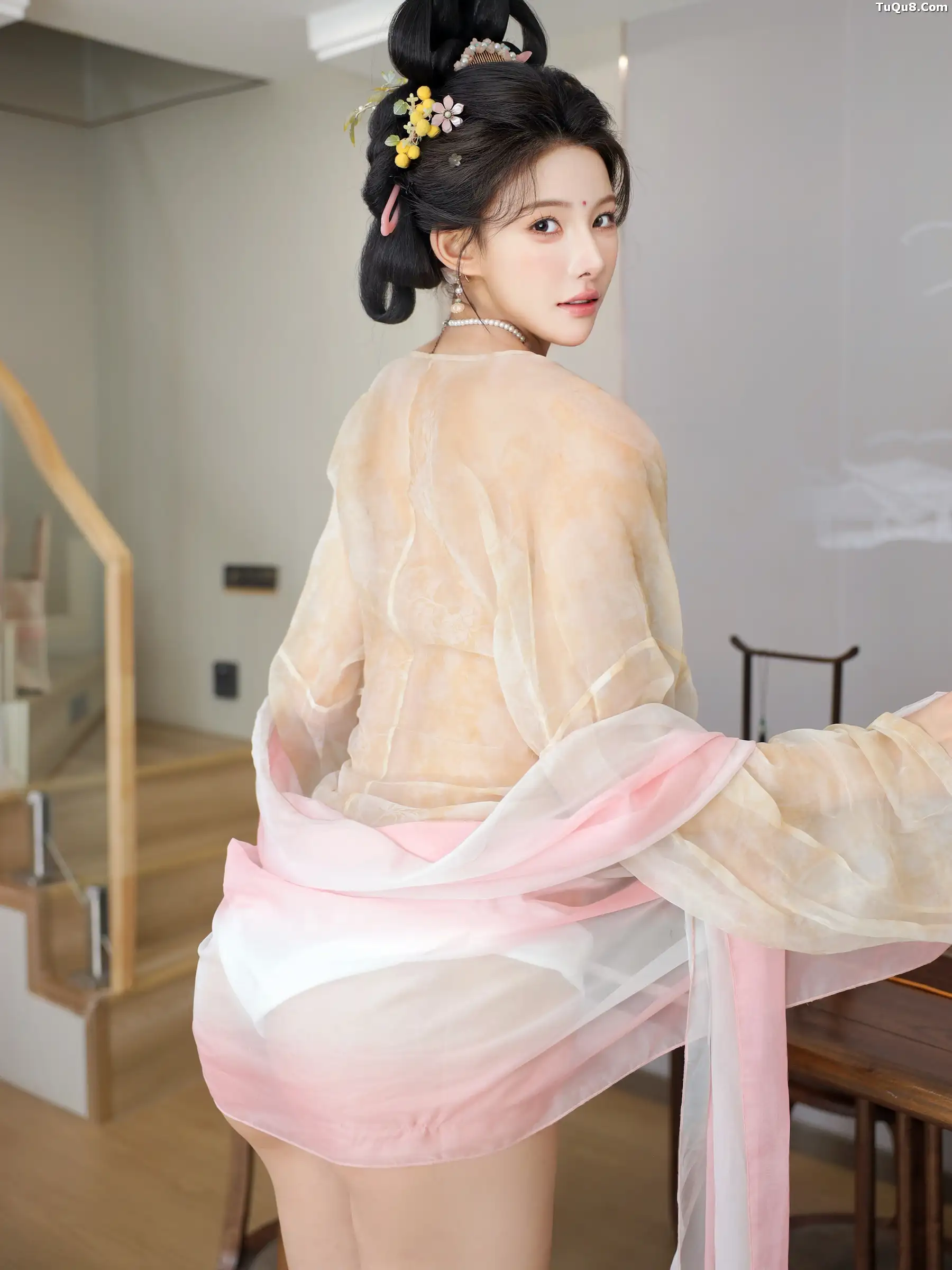《秀人网 梨霜儿 高清写真》第1张，模特梨霜儿，秀人网，全套88张