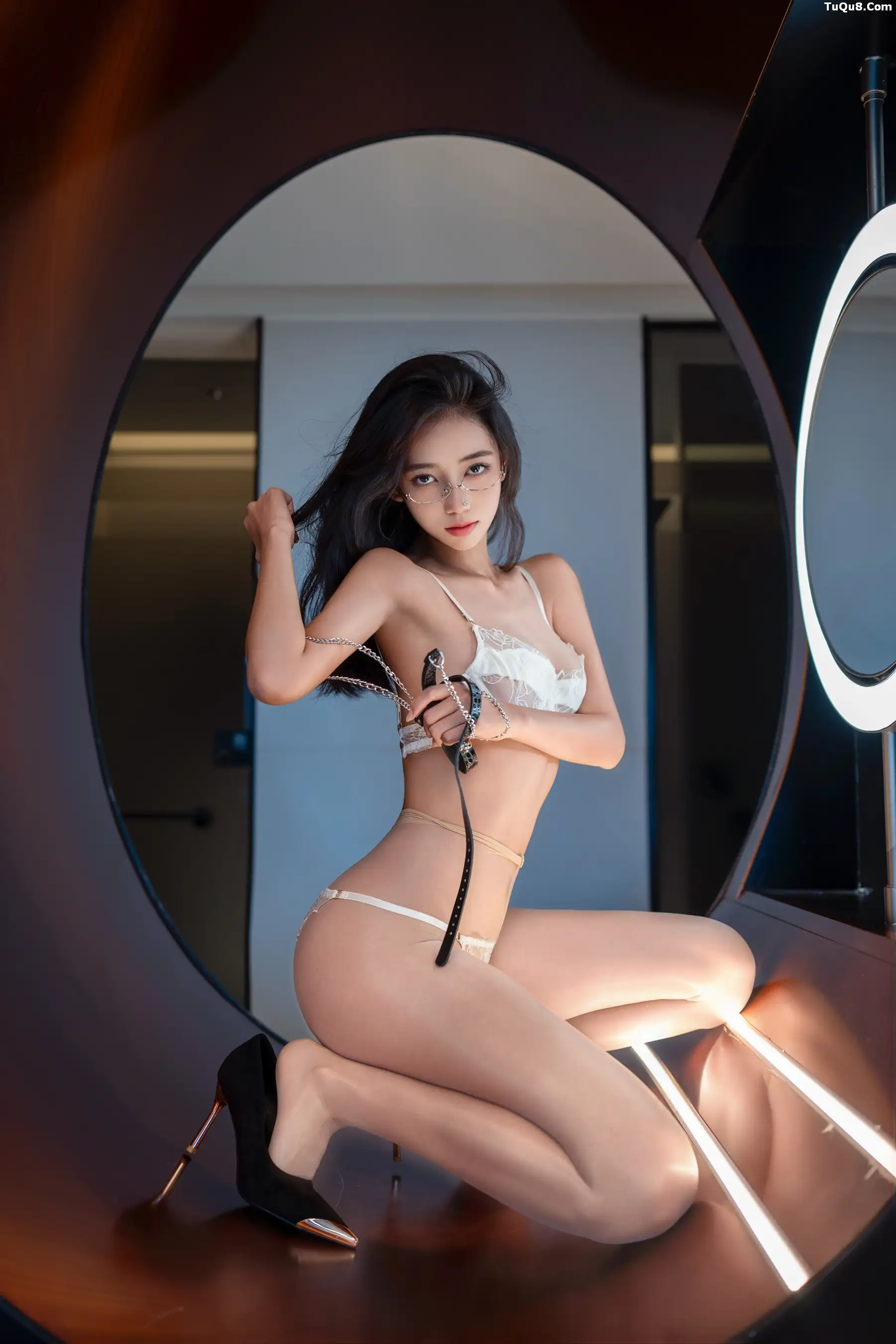 《秀人网 时安安 高清写真》第6张,模特时安安,秀人网,全套90张