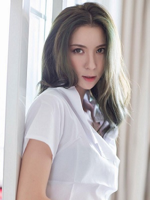 陈良玲(Carry Chan)